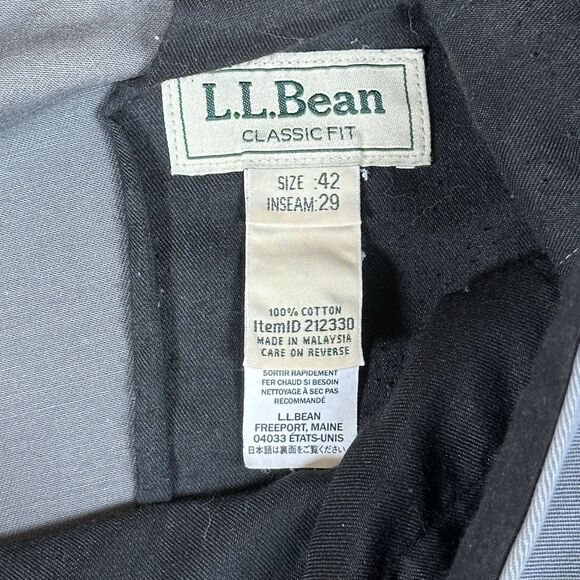 L.L. Bean Classic Fit Men's Pants Size 42 x 29 Gray 100% Cotton - Picture 3 of 16